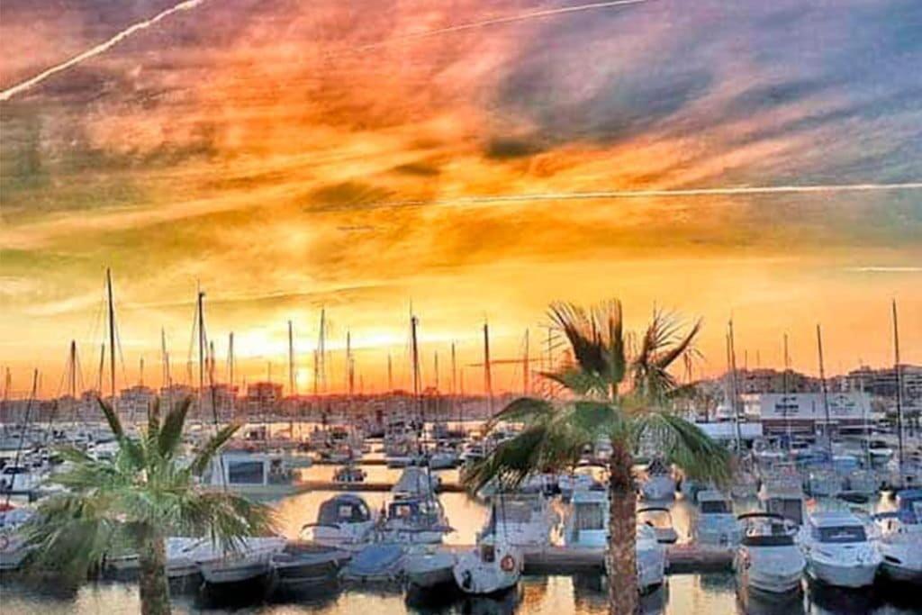 דירות טורבייחה Piso Centro Ciudad Club Nautico מראה חיצוני תמונה